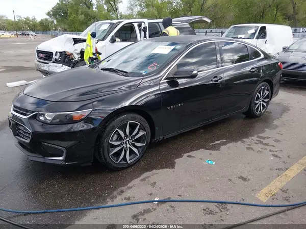 1G1ZD5ST7JF100264 2018 CHEVROLET MALIBU - Image 2