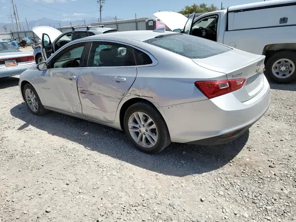 1G1ZD5ST7JF100488 2018 CHEVROLET MALIBU - Image 2