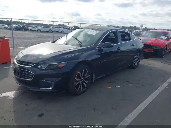 1G1ZD5ST7JF107067 2018 CHEVROLET MALIBU - Image 2