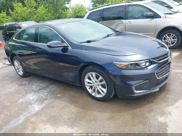 1G1ZD5ST7JF108252 2018 CHEVROLET MALIBU - Image 1