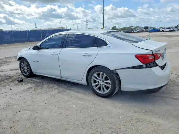 1G1ZD5ST7JF109319 2018 CHEVROLET MALIBU - Image 2