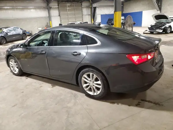 1G1ZD5ST7JF109756 2018 CHEVROLET MALIBU - Image 2