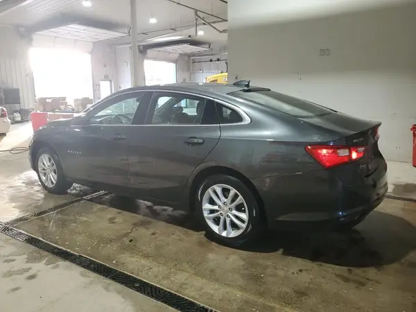 1G1ZD5ST7JF111054 2018 CHEVROLET MALIBU - Image 2