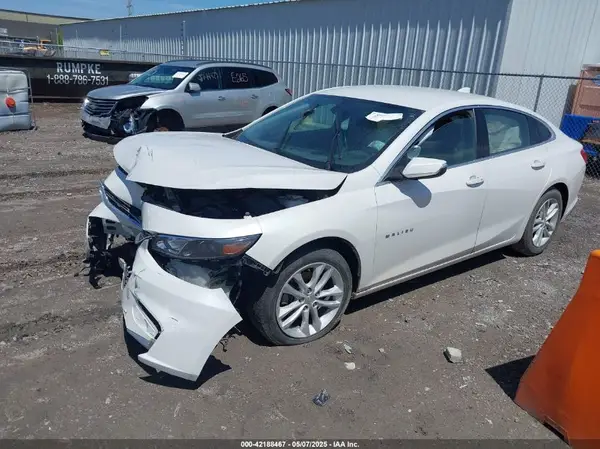 1G1ZD5ST7JF113869 2018 CHEVROLET MALIBU - Image 2