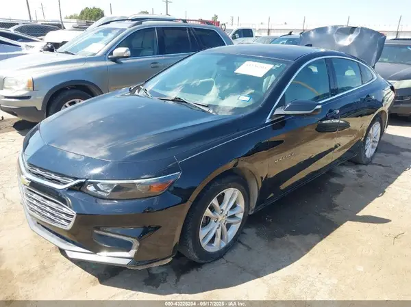 1G1ZD5ST7JF123219 2018 CHEVROLET MALIBU - Image 2