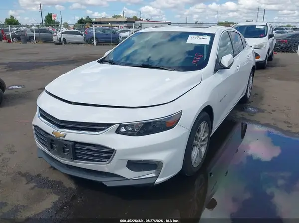 1G1ZD5ST7JF128565 2018 CHEVROLET MALIBU - Image 2