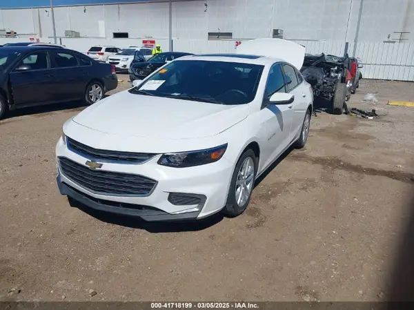 1G1ZD5ST7JF129375 2018 CHEVROLET MALIBU - Image 2