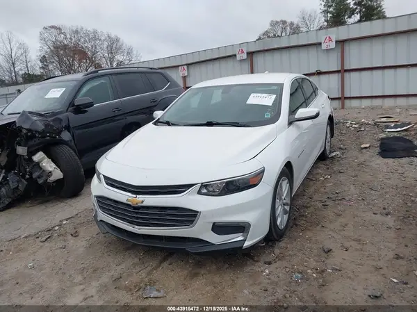1G1ZD5ST7JF129912 2018 CHEVROLET MALIBU - Image 2