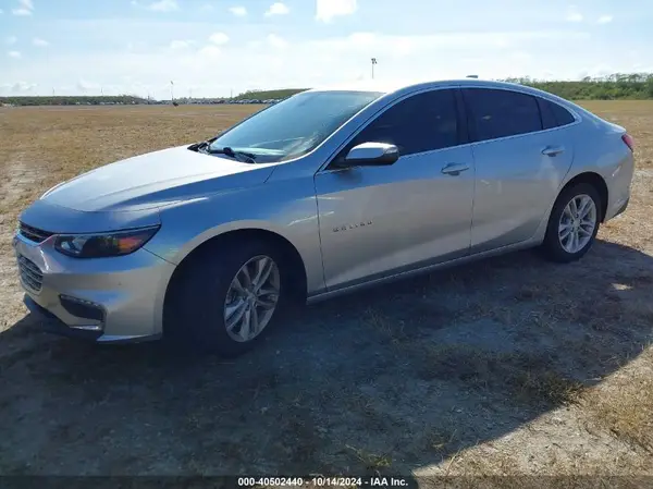 1G1ZD5ST7JF132714 2018 CHEVROLET MALIBU - Image 2