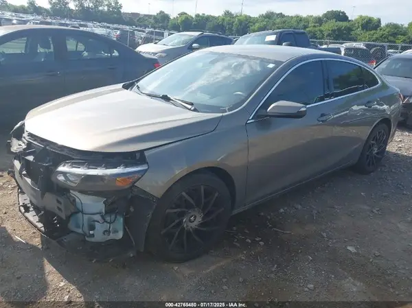 1G1ZD5ST7JF133121 2018 CHEVROLET MALIBU - Image 2