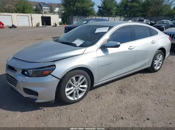 1G1ZD5ST7JF134270 2018 CHEVROLET MALIBU - Image 2