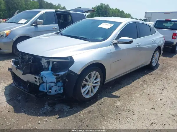 1G1ZD5ST7JF134480 2018 CHEVROLET MALIBU - Image 2