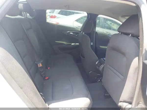 1G1ZD5ST7JF134480 2018 CHEVROLET MALIBU - Image 8