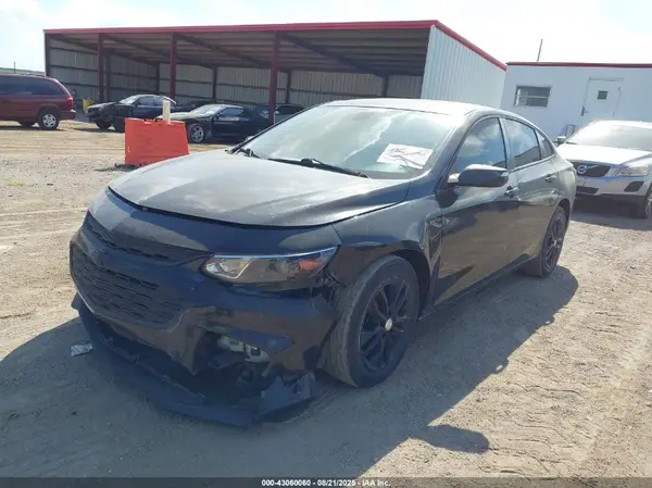 1G1ZD5ST7JF137380 2018 CHEVROLET MALIBU - Image 2