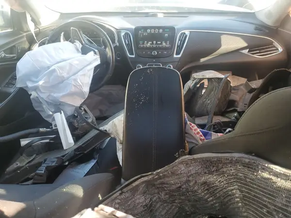 1G1ZD5ST7JF140182 2018 CHEVROLET MALIBU - Image 8