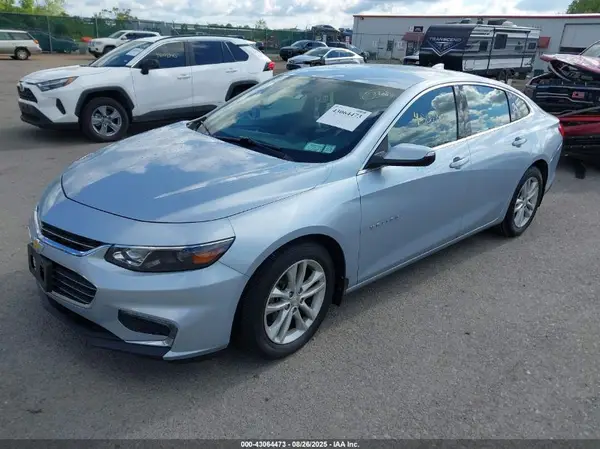 1G1ZD5ST7JF143874 2018 CHEVROLET MALIBU - Image 2