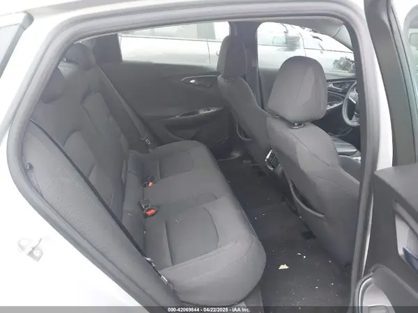 1G1ZD5ST7JF150565 2018 CHEVROLET MALIBU - Image 8
