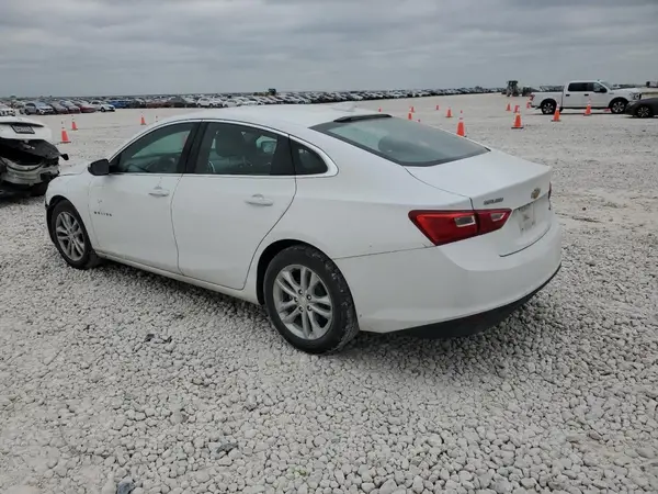 1G1ZD5ST7JF152266 2018 CHEVROLET MALIBU - Image 2