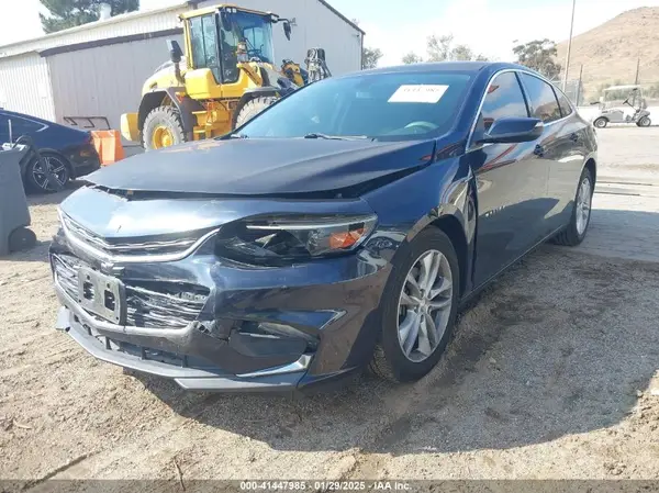 1G1ZD5ST7JF156527 2018 CHEVROLET MALIBU - Image 2