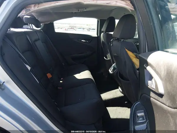 1G1ZD5ST7JF157709 2018 CHEVROLET MALIBU - Image 8