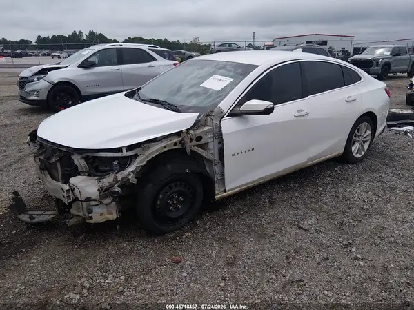 1G1ZD5ST7JF167219 2018 CHEVROLET MALIBU - Image 2