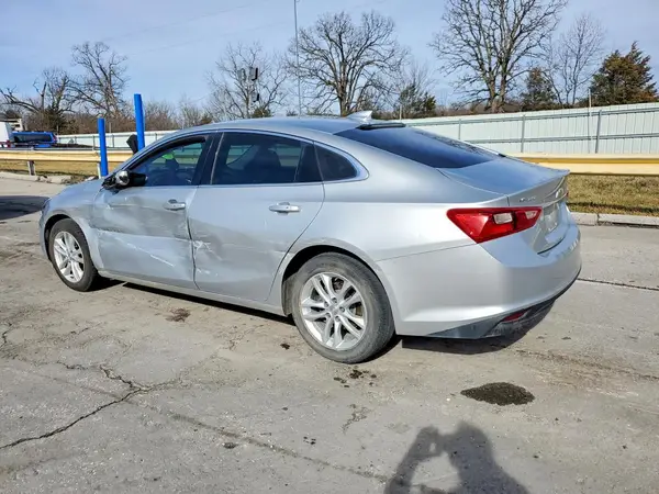 1G1ZD5ST7JF167270 2018 CHEVROLET MALIBU - Image 2