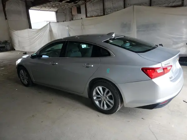 1G1ZD5ST7JF168578 2018 CHEVROLET MALIBU - Image 2