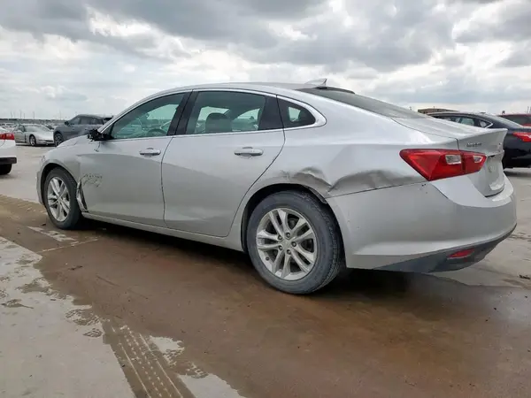 1G1ZD5ST7JF169584 2018 CHEVROLET MALIBU - Image 2