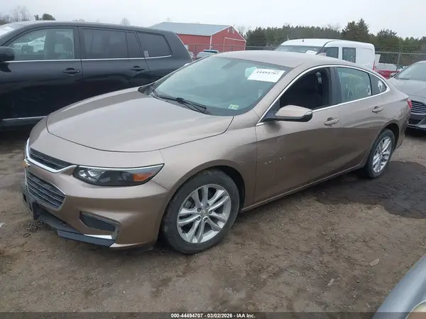 1G1ZD5ST7JF169746 2018 CHEVROLET MALIBU - Image 2