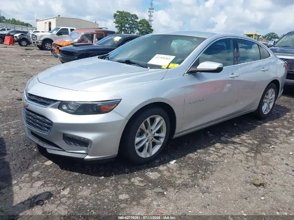 1G1ZD5ST7JF170413 2018 CHEVROLET MALIBU - Image 2