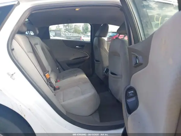 1G1ZD5ST7JF174655 2018 CHEVROLET MALIBU - Image 8