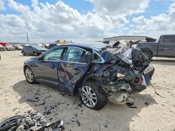 1G1ZD5ST7JF177393 2018 CHEVROLET MALIBU - Image 2
