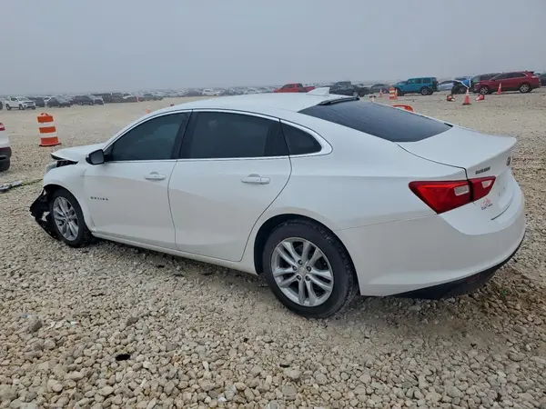 1G1ZD5ST7JF179628 2018 CHEVROLET MALIBU - Image 2