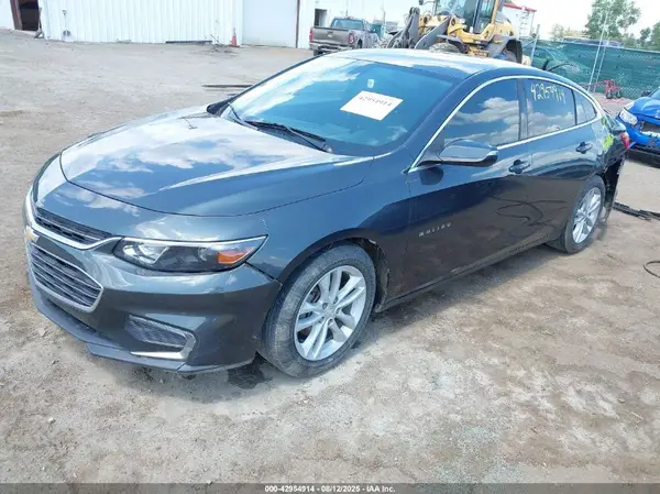 1G1ZD5ST7JF180679 2018 CHEVROLET MALIBU - Image 2