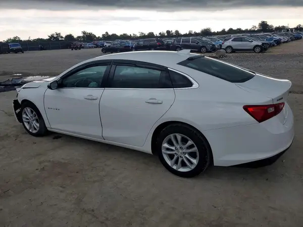 1G1ZD5ST7JF183808 2018 CHEVROLET MALIBU - Image 2