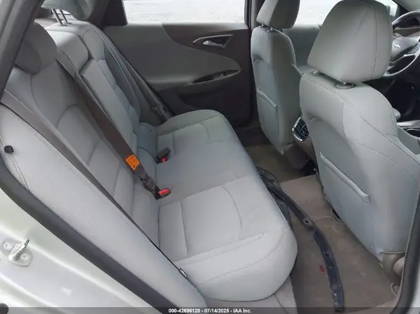 1G1ZD5ST7JF184554 2018 CHEVROLET MALIBU - Image 8