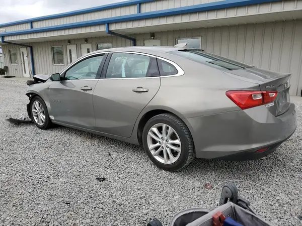 1G1ZD5ST7JF186210 2018 CHEVROLET MALIBU - Image 2