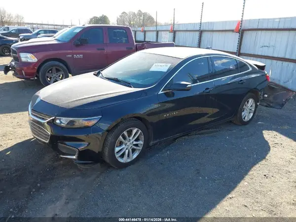 1G1ZD5ST7JF186854 2018 CHEVROLET MALIBU - Image 2