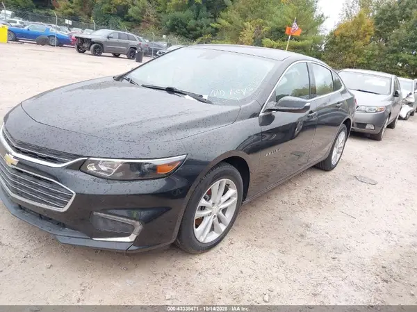 1G1ZD5ST7JF188099 2018 CHEVROLET MALIBU - Image 2