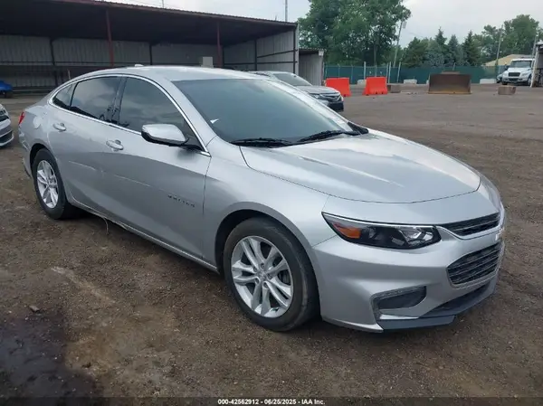 1G1ZD5ST7JF192007 2018 CHEVROLET MALIBU - Image 1