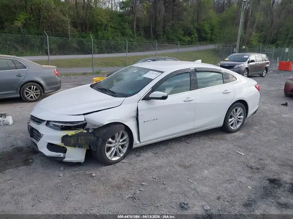1G1ZD5ST7JF194887 2018 CHEVROLET MALIBU - Image 2