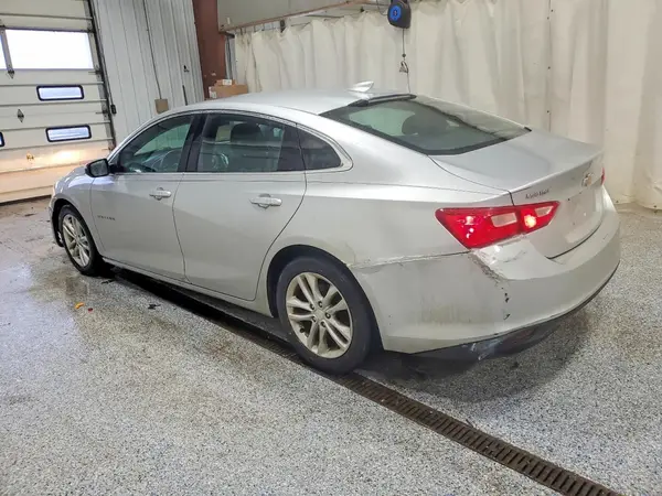 1G1ZD5ST7JF197353 2018 CHEVROLET MALIBU - Image 2