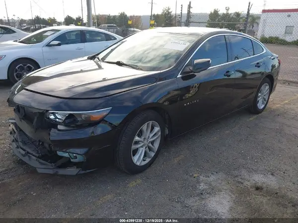1G1ZD5ST7JF197658 2018 CHEVROLET MALIBU - Image 2