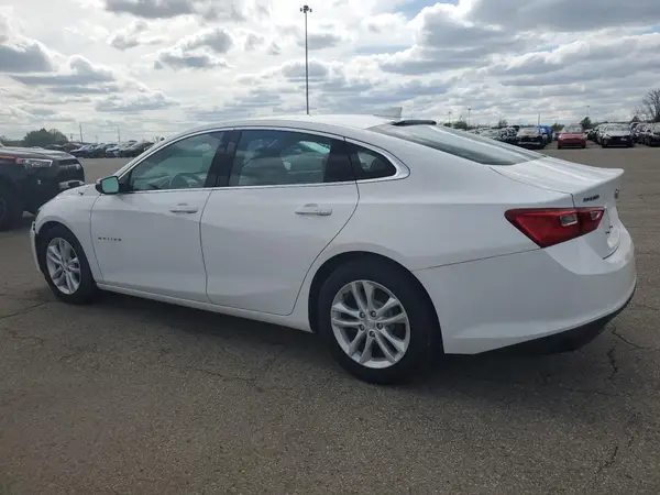 1G1ZD5ST7JF198258 2018 CHEVROLET MALIBU - Image 2