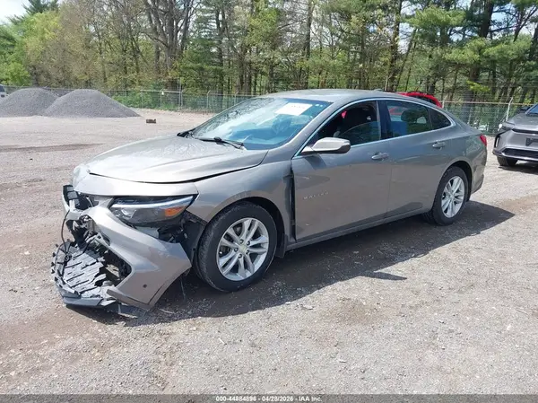 1G1ZD5ST7JF203572 2018 CHEVROLET MALIBU - Image 2