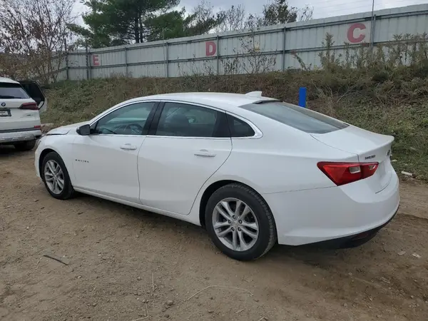 1G1ZD5ST7JF207167 2018 CHEVROLET MALIBU - Image 2