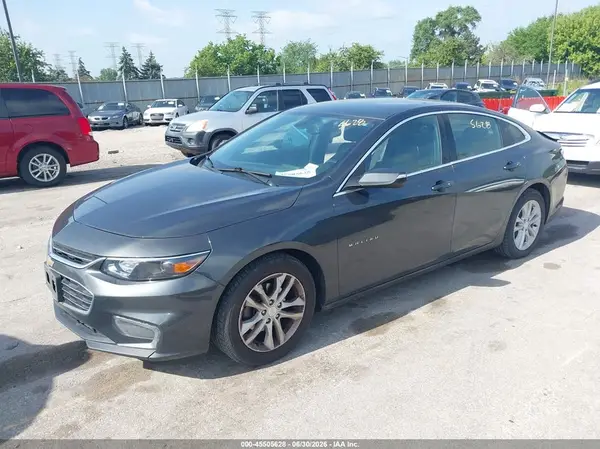 1G1ZD5ST7JF210103 2018 CHEVROLET MALIBU - Image 2