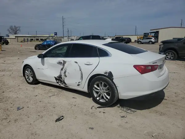 1G1ZD5ST7JF212840 2018 CHEVROLET MALIBU - Image 2