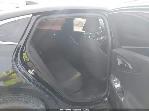 1G1ZD5ST7JF217584 2018 CHEVROLET MALIBU - Image 8