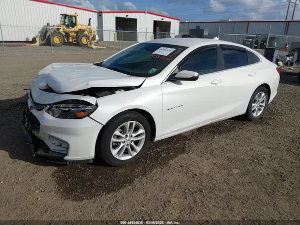 1G1ZD5ST7JF217892 2018 CHEVROLET MALIBU - Image 2